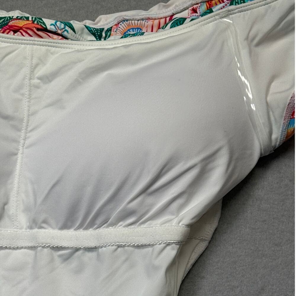 La Blanca Women's Riveria Resort Off the Shoulder 1 Piece Swimsuit 12 $145 - Picture 9 of 12
